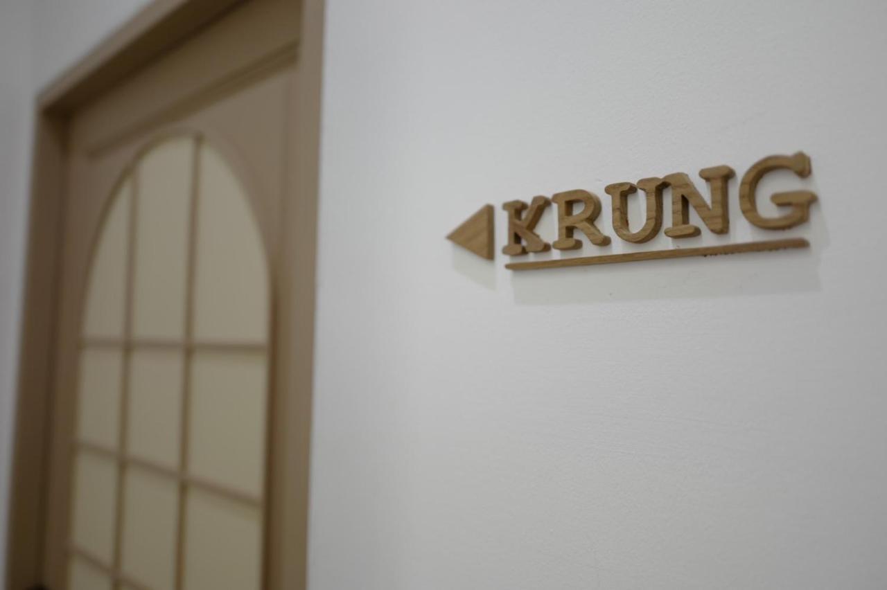 Krung Boutique Hotel Bangkok Exterior foto