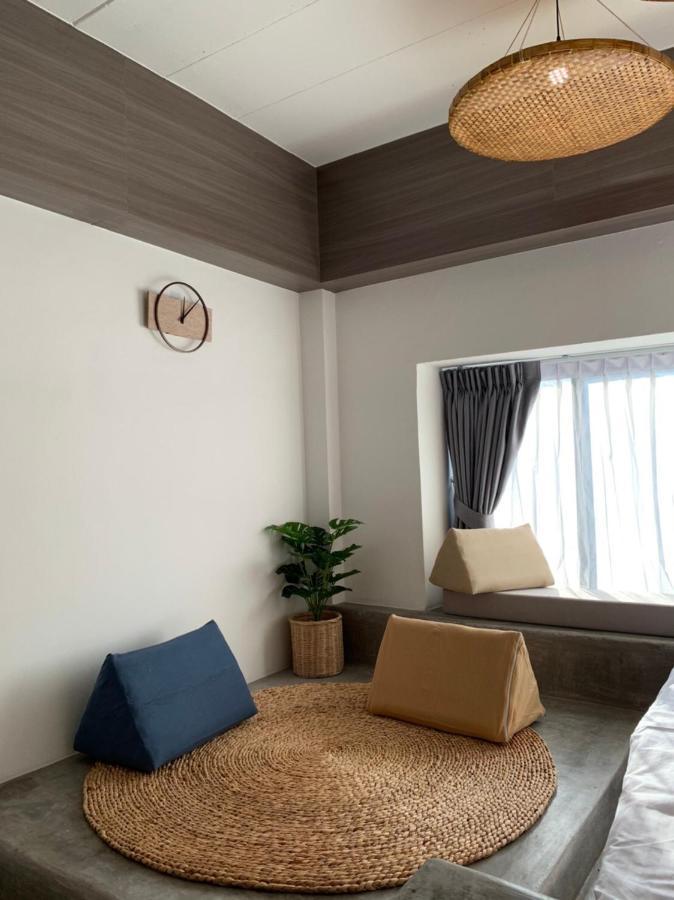 Krung Boutique Hotel Bangkok Exterior foto