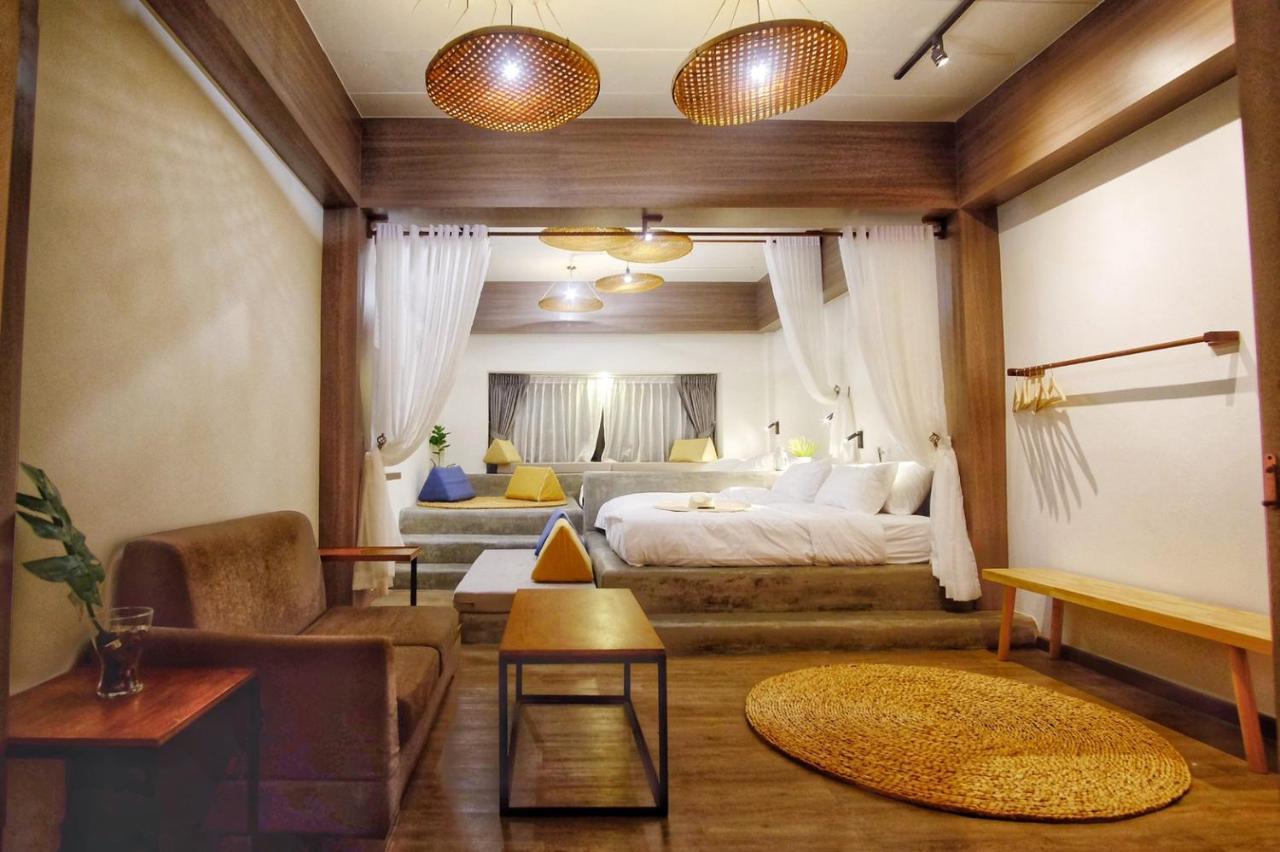 Krung Boutique Hotel Bangkok Exterior foto