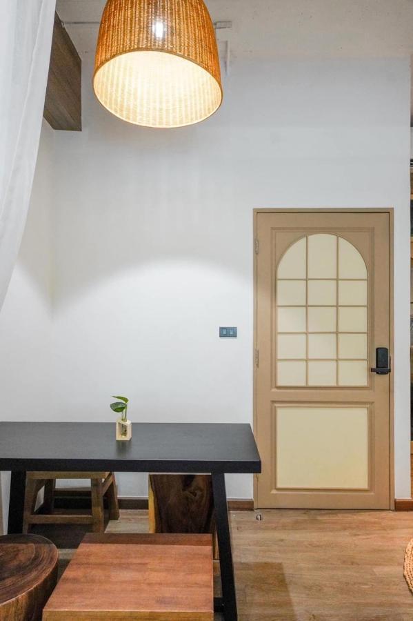 Krung Boutique Hotel Bangkok Exterior foto